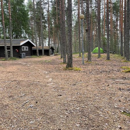 Laahtanen Camping Hotel Ristijarvi Luaran gambar